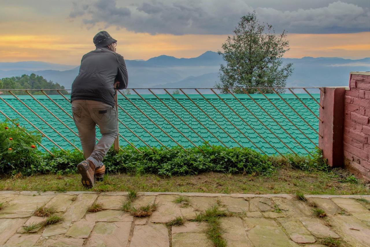 Echor - Yak And Yeti Ranikhet Hotel Almora Exterior photo